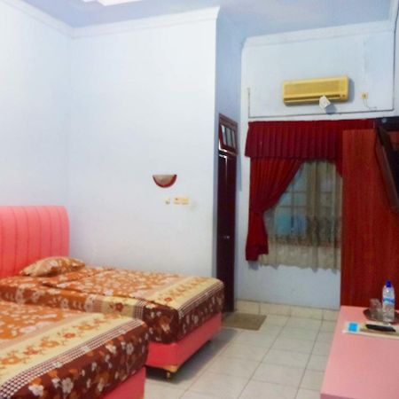 Hotel Indonesia Pekalongan Zewnętrze zdjęcie