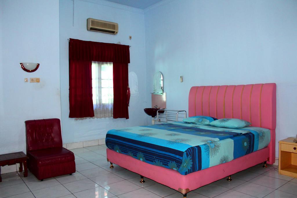 Hotel Indonesia Pekalongan Zewnętrze zdjęcie