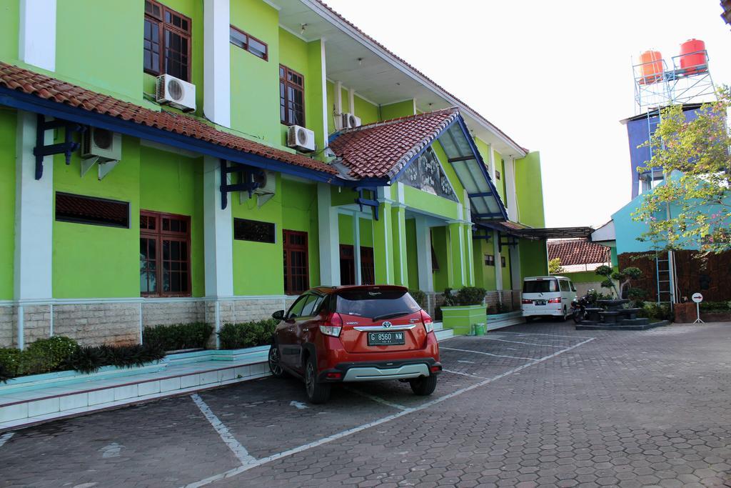 Hotel Indonesia Pekalongan Zewnętrze zdjęcie